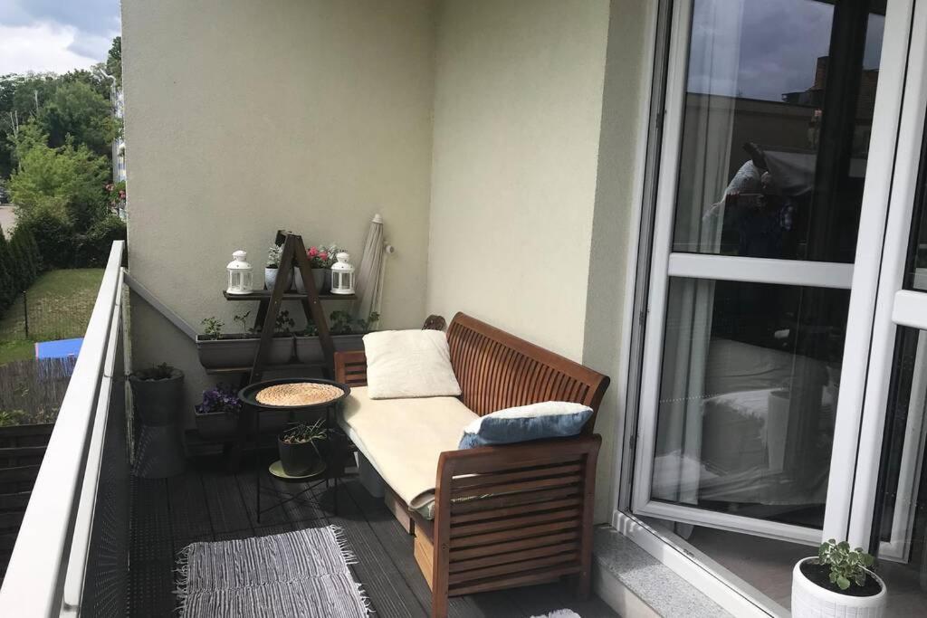 Apartment In Green Area Βρότσλαβ Εξωτερικό φωτογραφία